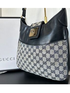 Authentic Gucci Canvas/Leather Shoulder Bag.